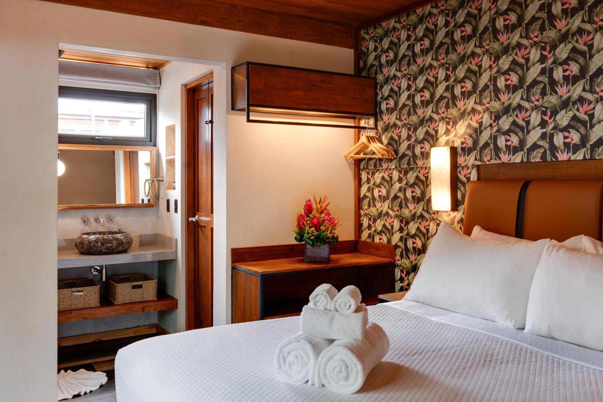 Suwa Villa Arenal ラ・フォルトゥナ エクステリア 写真