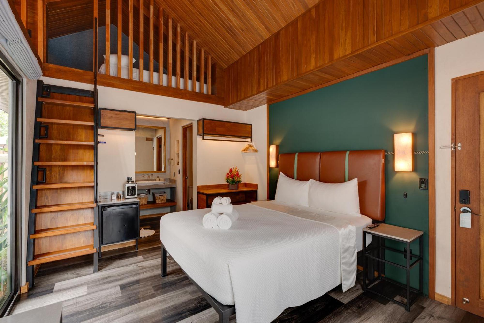 Suwa Villa Arenal ラ・フォルトゥナ エクステリア 写真